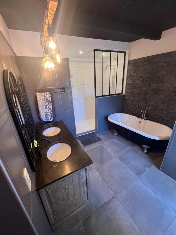 Maison D'Hotes Le Mas De Lila Вер-Пон-дю-Гар Екстер'єр фото